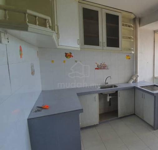 Apartment For Sale, 3 Bedroom, 750 Sq.ft, Medan Ria, Georgetown, Penang 