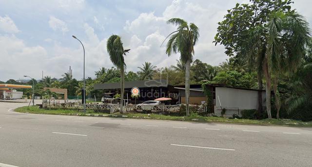 Prime Commercial Land for Rent – High Traffic & Visibility 4