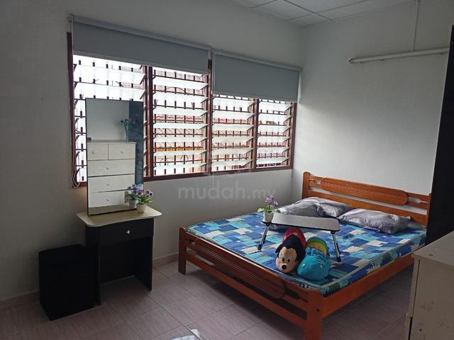 Taman sri gombak FASA 7 2sty link house_master/middle room RENT_A.NOW 1