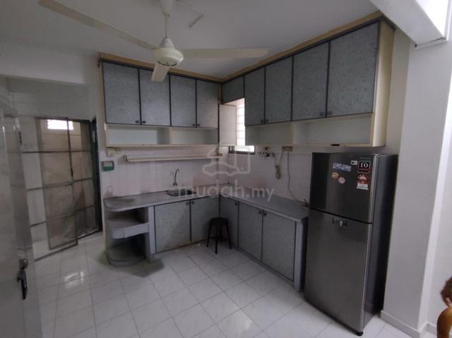 Tanjung Court 1