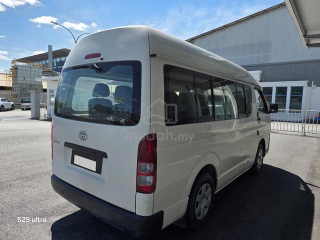 2013 Toyota HIACE 2.5 (M) WINDOW VAN - 5