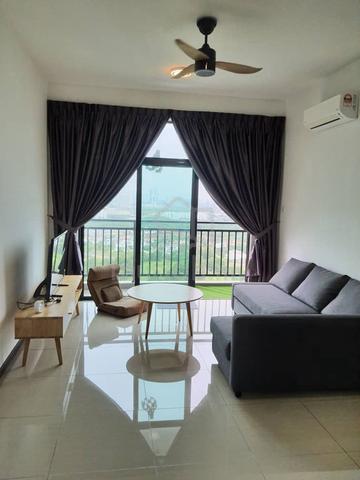Molek Regency 1