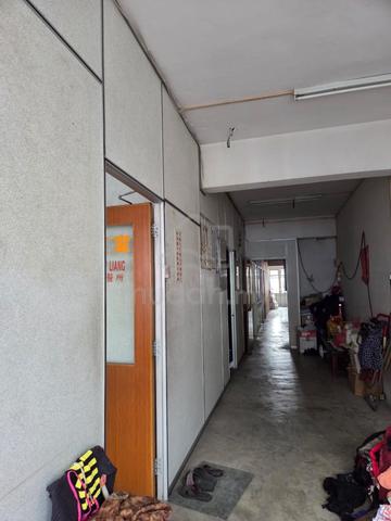 3-Storey Shop Lot for Sale – Tampin Town Area 1