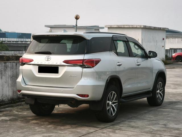 2019 Toyota FORTUNER 2.7 SRZ 4X4 2TR-FE (A) - 4