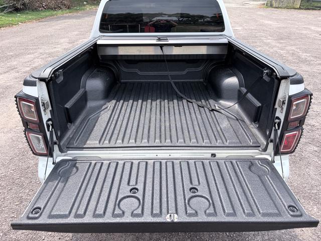 2023 Isuzu D-MAX 1.9 PREMIUM (A) - 5