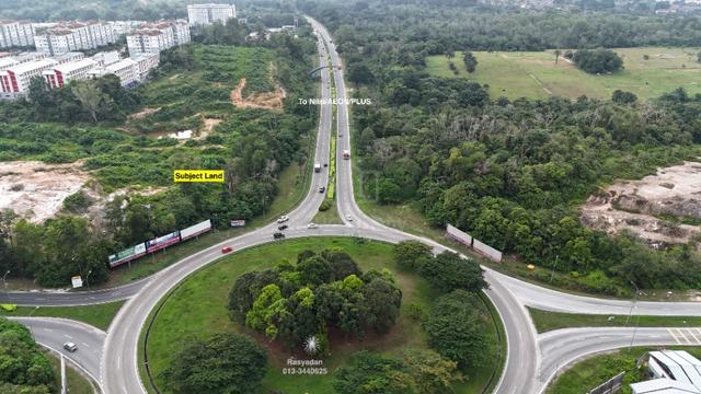 1.35 Acre Commercial Land Bandar Baru Nilai Facing Mainroad 1