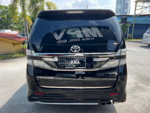 2013 Toyota VELLFIRE 2.4 ZG PILOT/S S/ROOF COOLBOX - 3