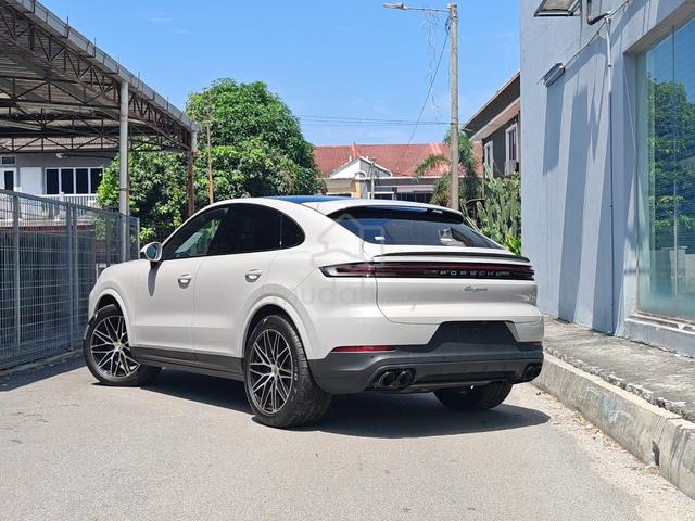 NFL 2024 Porsche CAYENNE COUPE 3.0 CRAYON GREY - 2