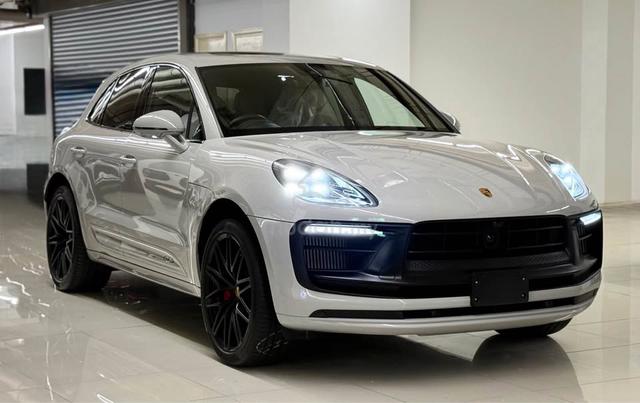 2023 Porsche MACAN 2.9 GTS 440HP PSCB PDLS+ MATRIX - 3