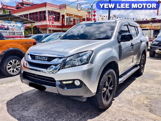 2015 Isuzu MU-X 2.5 DIESEL 4X4 (A) 7-SEATER - 4