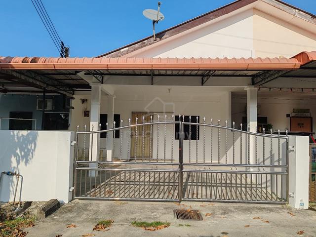 Single Storey Intermediate House for Sale at Permyjaya Miri 1