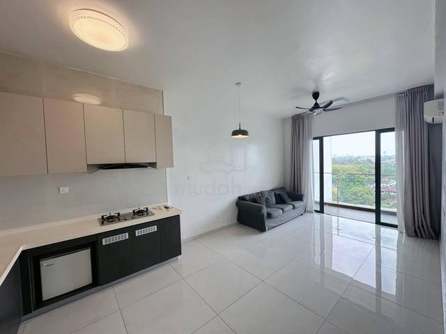 Bay Point @ Country Garden Danga Bay 1