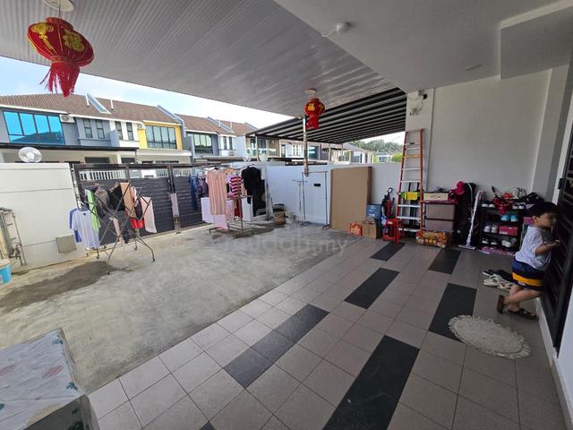 Austin duta. End Lot. Double storey terrace house. Fully furnished 1