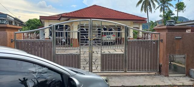 BANGLO MEWAH JLN DERMA‼️HARGA NEGO‼️3186sqft 3 BILIK‼️KEMUDAHAN TINGGI 1
