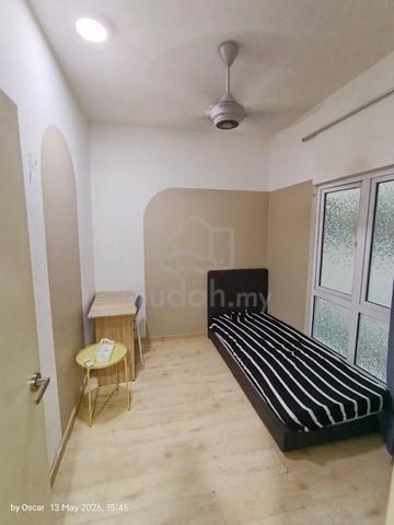 [Single Bedroom ] Holmes 1, Bandar Tun Razak, HUKM, Taman midah[Fully 1