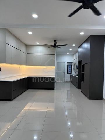 Sejati Lakeside FULL RENO 26x70 Superlink house Cyberjaya safiro mulia 1