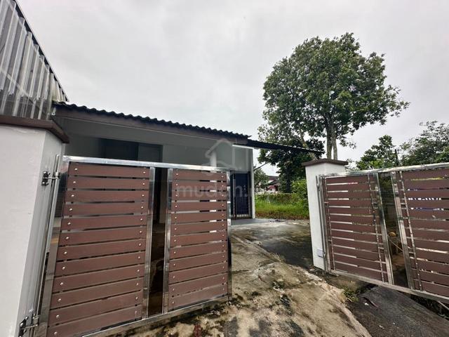 Corner Lot, 1 Storey @ Puteri Wangsa, Jalan Keris, Ulu Tiram 1