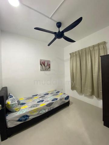 Small Room @ Wangsa Maju 1