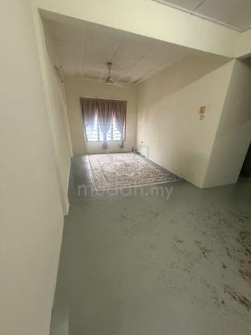 Rumah Pangsa Permas Jaya 1