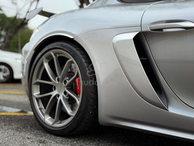 N/A REAL FEELING 2022 Porsche CAYMAN 718 GT4 4.0 - 5