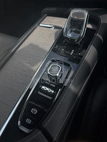 2021 Volvo XC90 2.0 T8 Recharge 4xk KM Wrrnty 2029 - 3