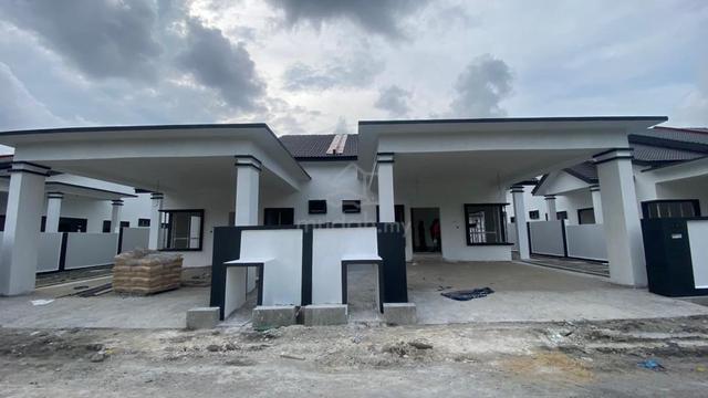8 unit rumah Demi D di Tanjong Pagar Dungun 1