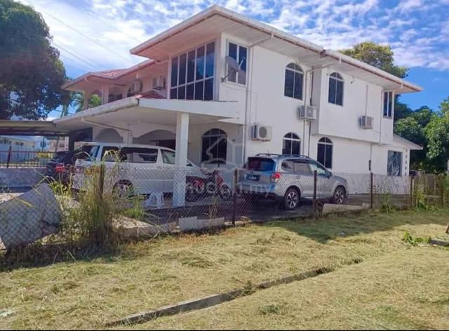 999 Freehold Semi-D Non-Bumi House for Sale 1