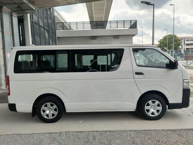 2023 Toyota Hiace 2.5 (M) 14 Seat Window Low Roof - 5
