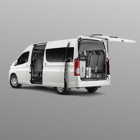 2026 Toyota HIACE 2.8 SLWB WINDOW VAN - best deal - 1