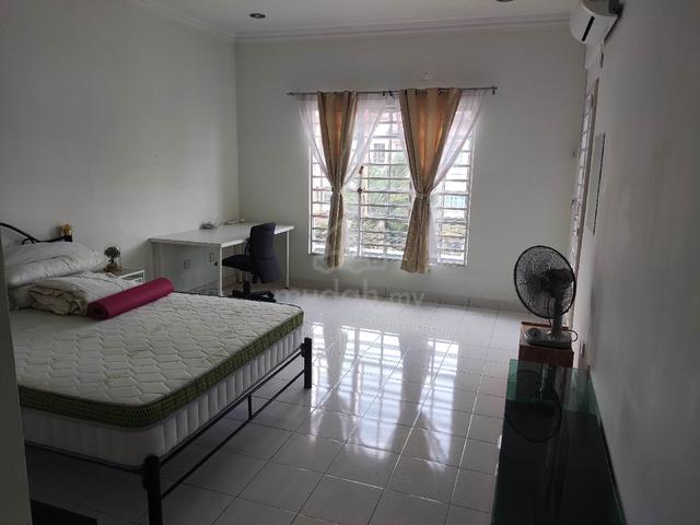 master room for rent  1