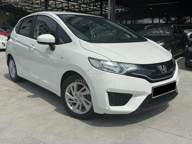 Honda JAZZ 1.5 E #F/service Record #Rverse Camera - 3