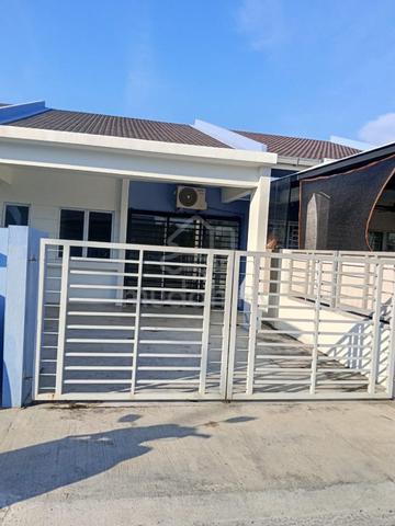 Selangor Pulau Indah (Pulau Lumut) Terraced House For Rent 1
