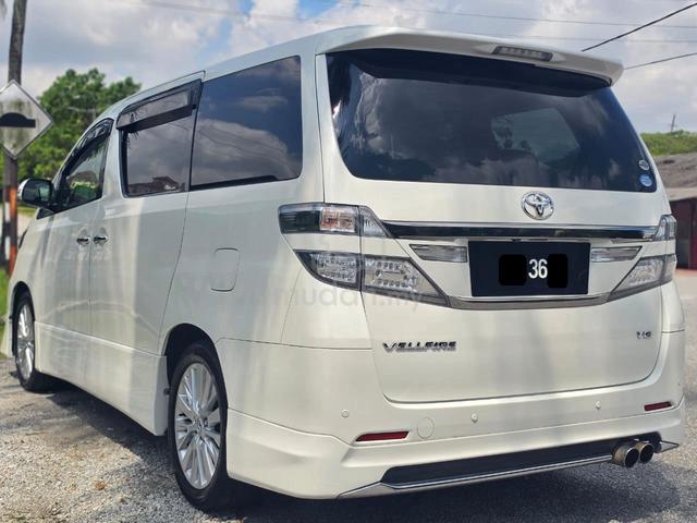 BLACK INTERNIOR FULLY LOADED toyota vellfire 3.5 - 3