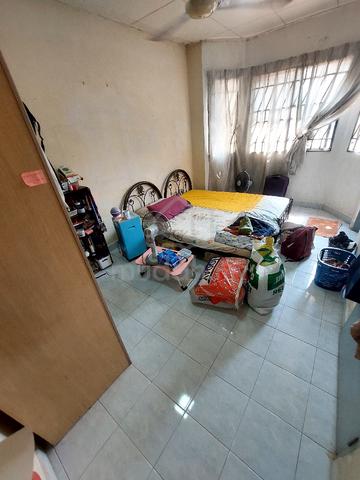 BILIK MASTER TWIN SHARING (ATTACHED TOILET) kemasukan OKTOBER 1