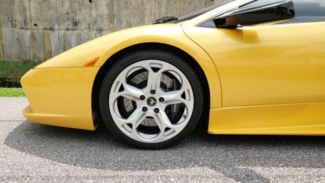 2002 Lamborghini Murcielago - 4