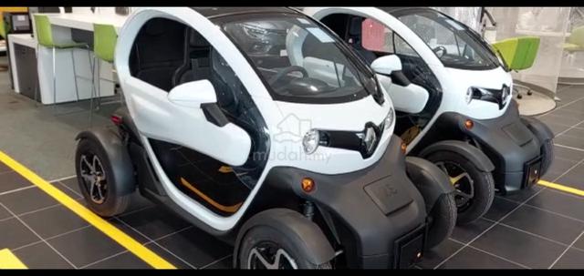 2022 Renault TWIZY Like New Indoor Climate Room - 1