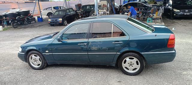 1996/2001 Mercedes Benz C200 (A) - 3