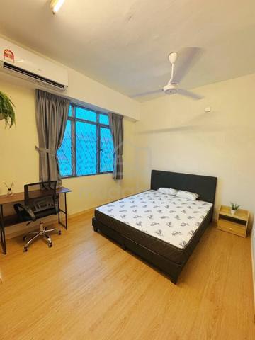 Middle Room, Kelana Puteri, SS7 Kelana Jaya [Female, Paradigm,MRT,LRT] 1