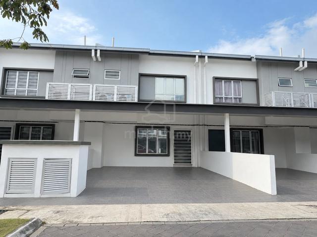 2 Storey Extended✅ Kitchen CB WH Jalan Kaki Ke SUrau 🔥Gated Guarded 1