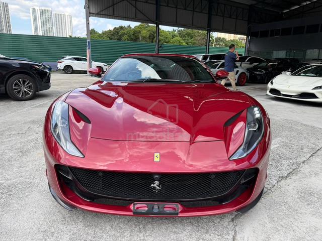 2021 Ferrari 812 Superfast [6.5]/Bordeaux Leather - 2