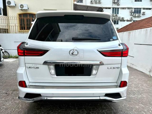 2016 Lexus LX570 5.7 (A) - 5