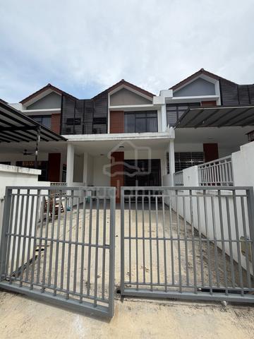 Bukit Indah Avenue26 Near Nusa Bestari Aeon Bus Stop Cw Bus to Tuas 1