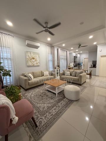 Double story end lot Alam Impian 1