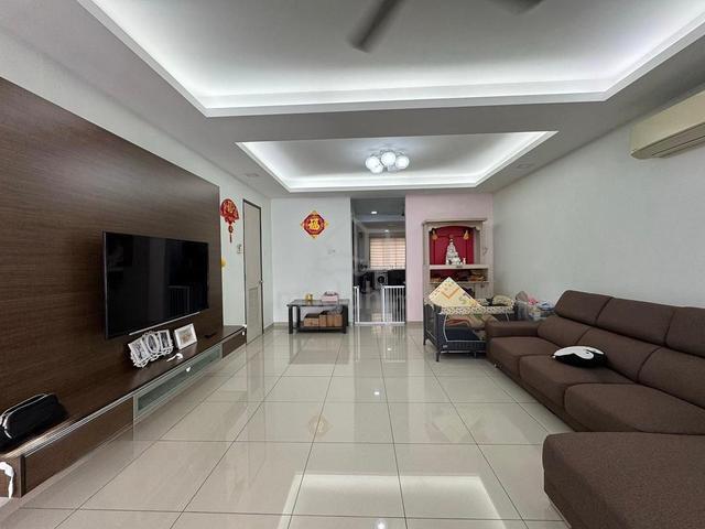 Ready To Move In Fully Renovated & Furnished 3Sty Bandar Botanic Klang 1
