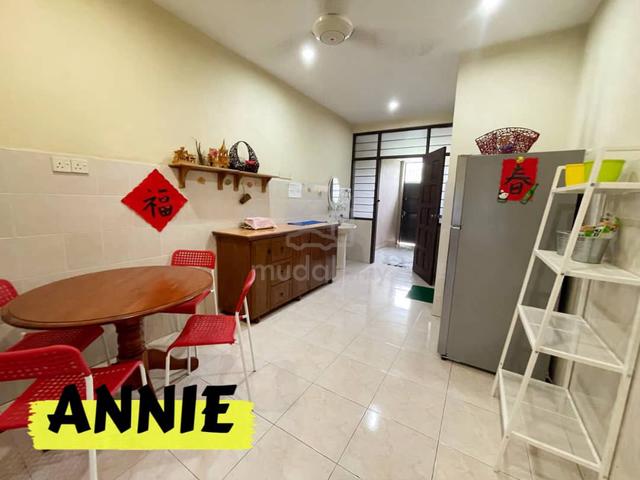 20*83 land area 2 storey terrace near RHB Bank Sungai Jawi / Valdor 3