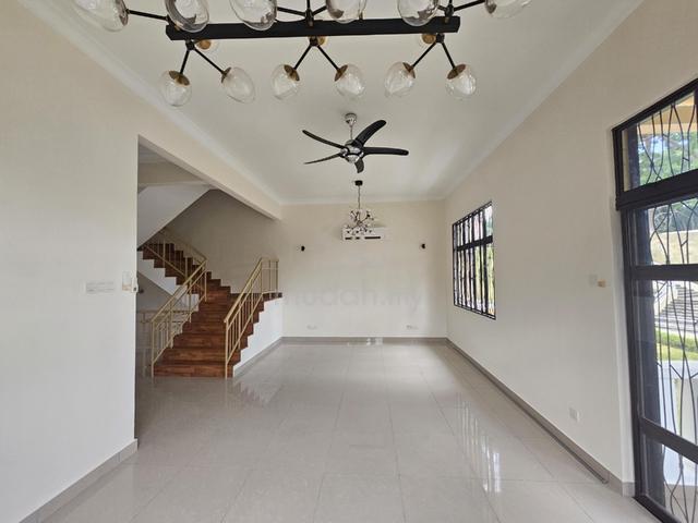 FACING LAKE FREEHOLD 2.5 Storey Semi D House Presint 18 Putrajaya 1