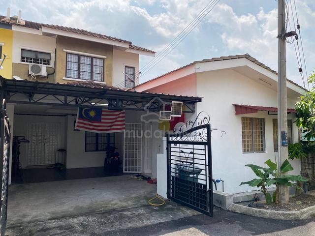 End lot ,2-Sty Taman Reko Mutiara Kajang 1