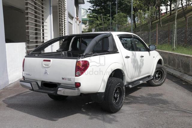2014 Mitsubishi TRITON L200 2.5 VGT 4x4 (A) - 2