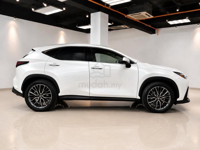 BLACK LEATHER 2023 Lexus NX250 2.5 VERSION-L - 4