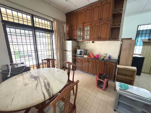 Single Storey Unblocked Corner lot @ Taman Daya, with 23ft side land 1